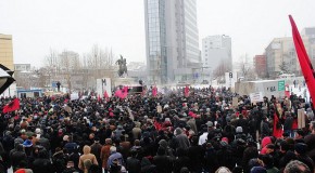 KOSOVA’DA PROTESTOLAR DÖNEMİ
