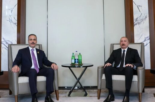 #htmlcaption_45643 BAKÜ’DE KESİŞEN DİPLOMASİ: BAKAN FİDAN’IN BAKÜ ZİYARETİ, HERZOG PROTESTOSU VE TÜRKİYE-AZERBAYCAN İLİŞKİLERİNİN GELECEĞİ