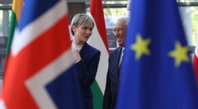 İZLANDA HALKI AB ÜYELİĞİNİ REFERANDUMDA REDDETTİ