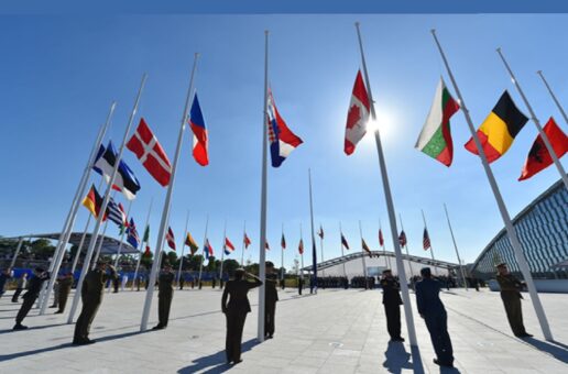 NATO: MODASI GEÇMİŞ BİR İTTİFAK MI, AVRUPA’NIN SON GÜVENCESİ Mİ?