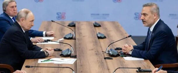 HAKAN FİDAN’IN MOSKOVA ZİYARETİ: TÜRKİYE’NİN ÇOK BOYUTLU DIŞ POLİTİKASI VE ARABULUCULUK STRATEJİSİ